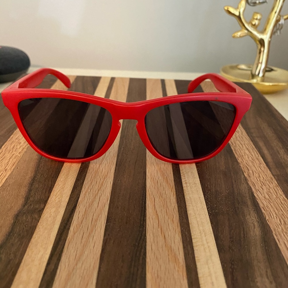 Oakley Frogskin Sunglasses Like new